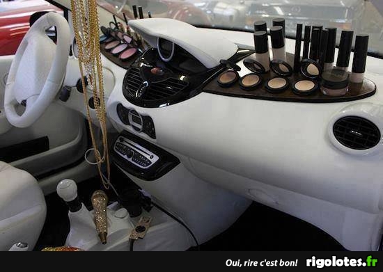 voiture femme.jpg