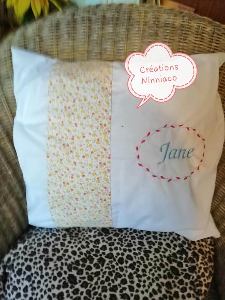 coussin personnalisé 2jpg.jpg