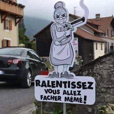 ralentissez.jpg