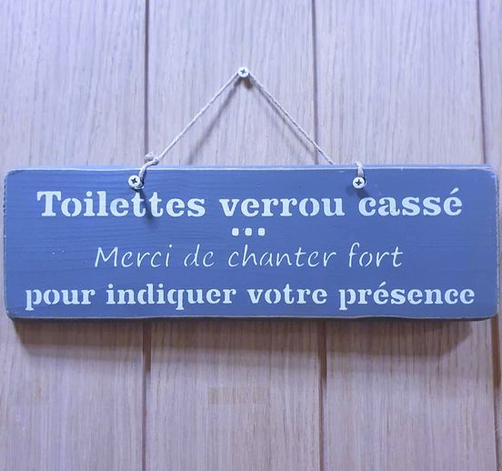 toilettes.jpg